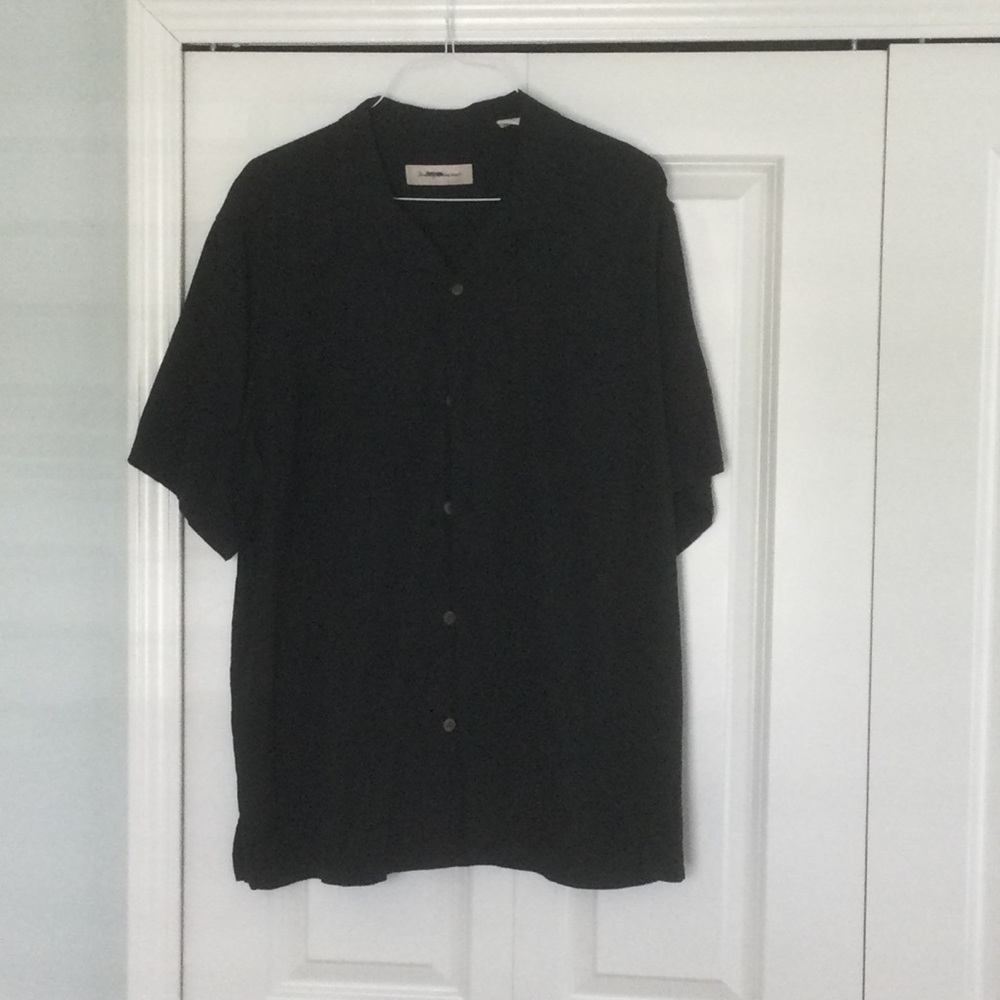 Black Tommy Bahama XL